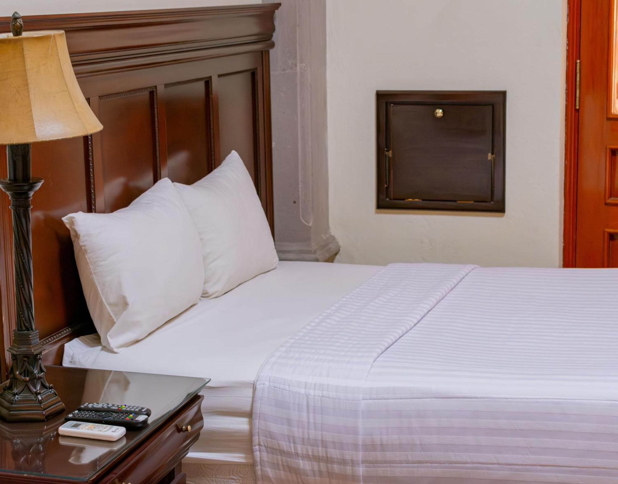 Hotel Casona Misiones Queretaro Ngoại thất bức ảnh